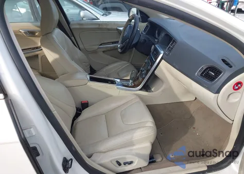 2012 Volvo S60 T6 из США, поврежденный, VIN YV1902FHXC2055252